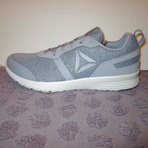 Reebok Foster Flyer Running Shoe Women’s Size 10 Foam Walking Track Athletic NEW